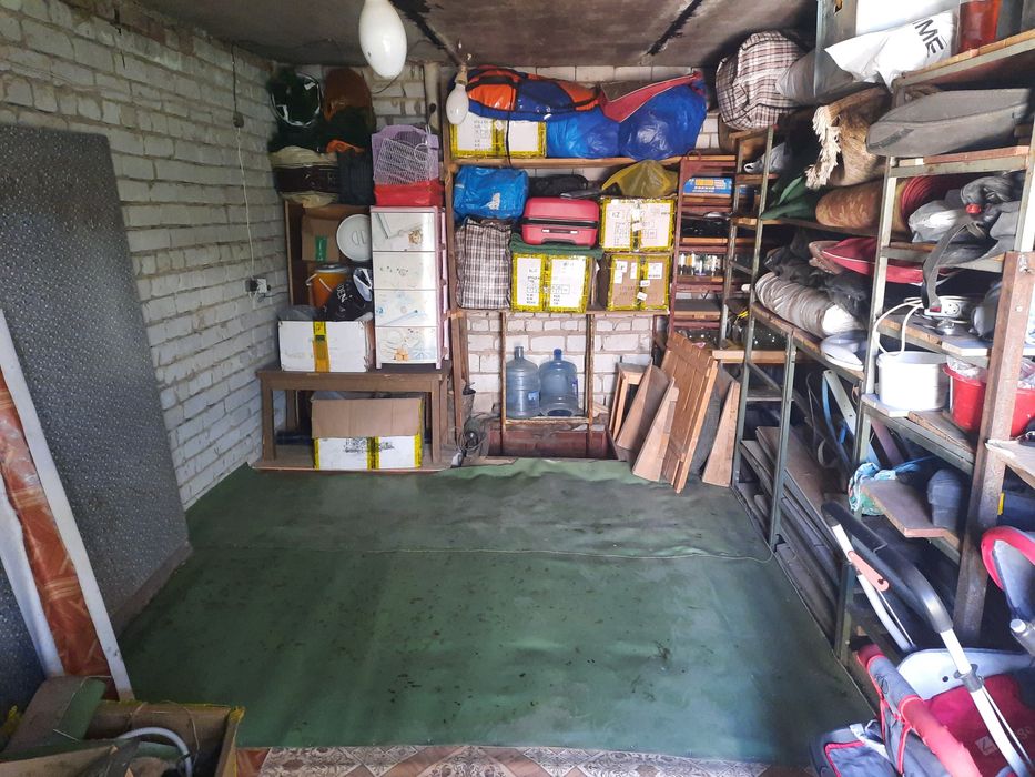 Продам гараж в кооперативе Строитель