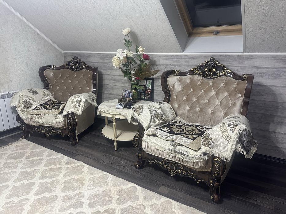 Мягкий уголок продам