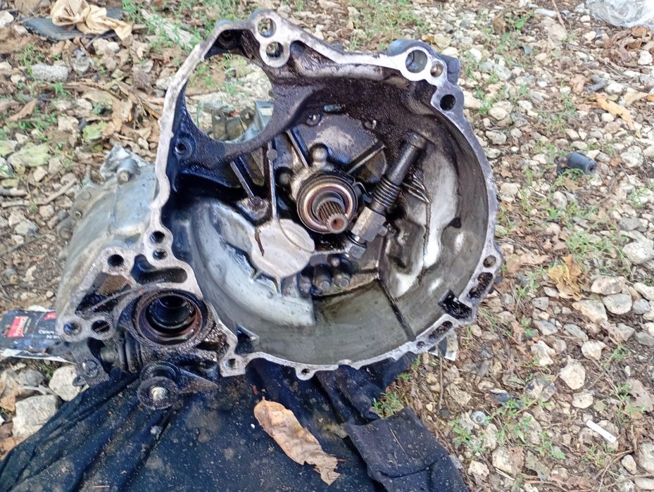 Ръчна скоростна кутия за Daihatsu Sirion 1.0 i