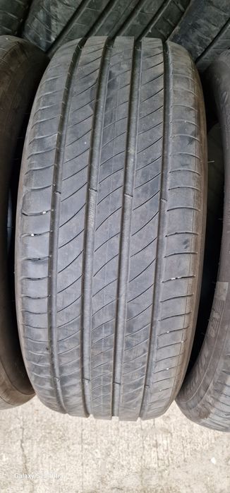 215/55/17 Michelin Primacy 4