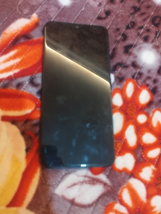 Продам смортфон vivo 1915 в хорошем состояний