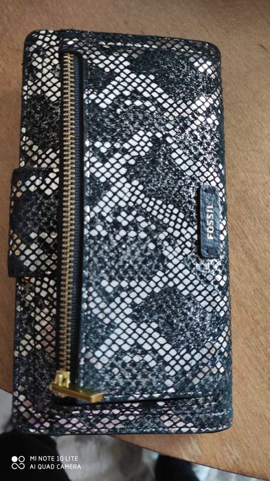 Дамски портфейл Fossil