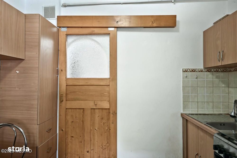 Mircea Cel Batran - 3 Camere, Decomandat, 2 Bai, Centrala