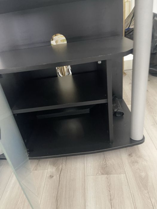 Универсальная тумба под ТВ / Аудиосистему