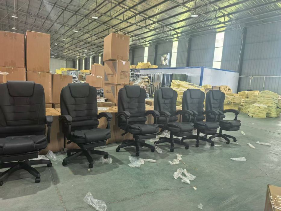 Кресло офисное кожаное