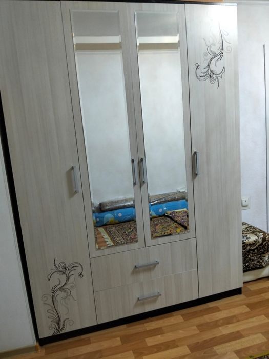 Шкаф в отличном состоянии