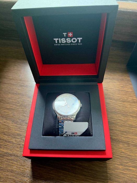 Часы TISSOT оригинал новые