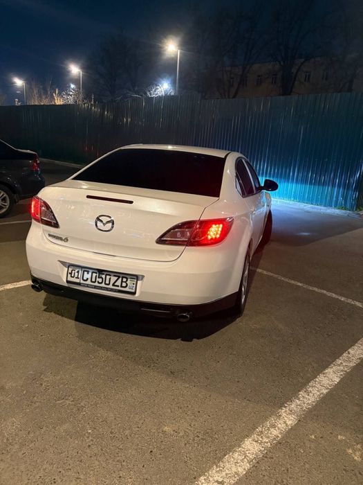 Sotiladi Mazda 6