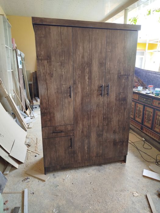 3 eshikli 100% laminat shkaflar