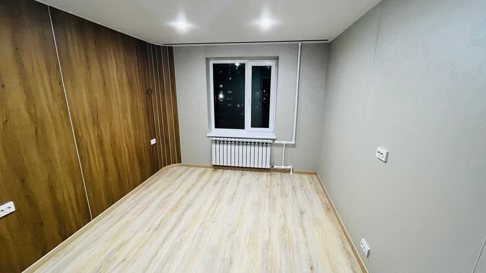 2-комн. с новым ремонтом, 8 микрорайон