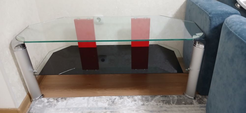 Продам тумбочку под телевизор