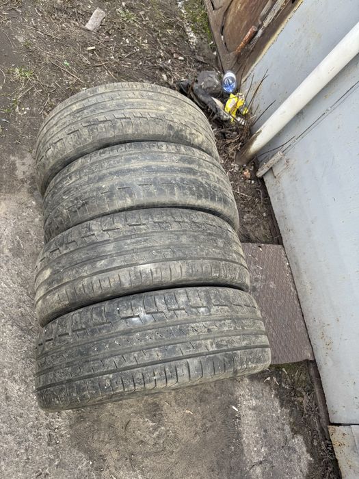 Продам летнее шины Continental 215/55 R17