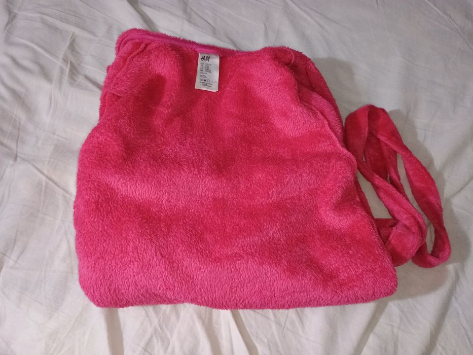 Халат H&M момиче 122-128 см