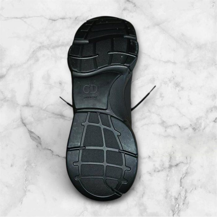 Dior b22 negri nefolositi