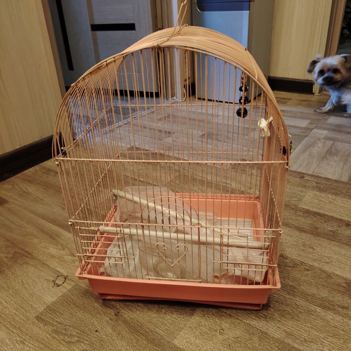 Продам клетку для попугаев