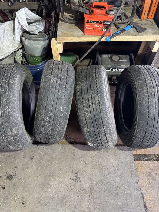 Продам шины бу r17