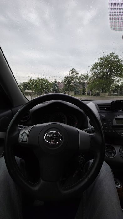 Vând Toyota rav 4 2007
