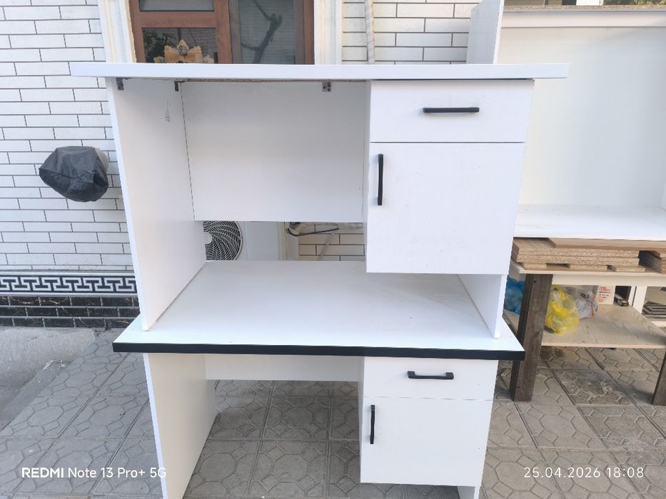 Письменный стол дарс столи