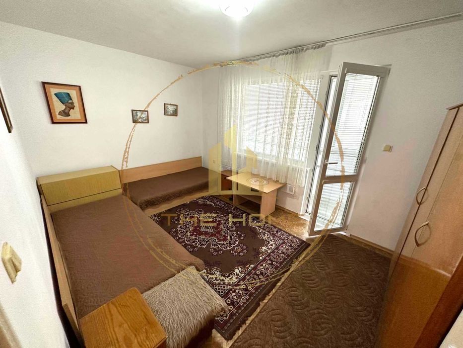 Дава се под наем Двустаен апартамент в Варна, Център - 70 кв.м за 375 € - Снимка #2