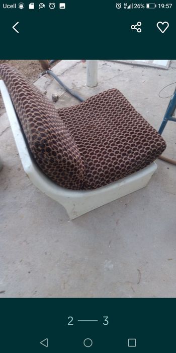 Мягкая мебель и пуфик как уголок можно собрать