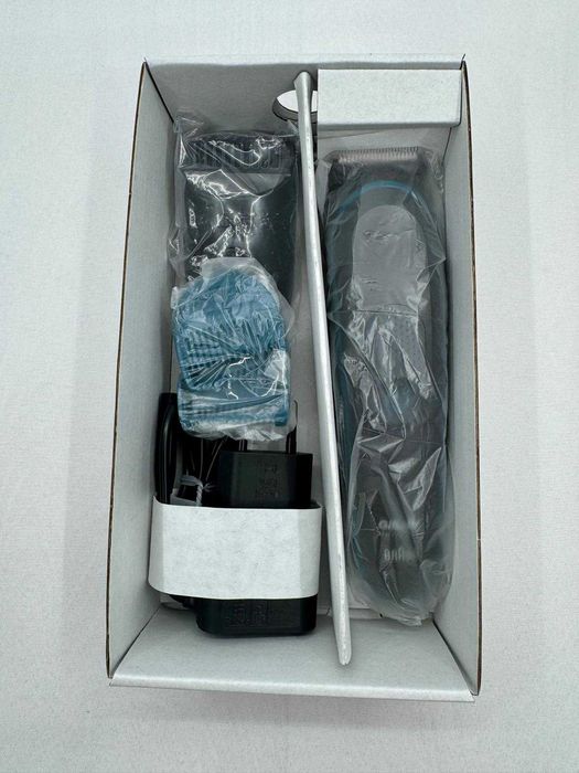 Trimmer pt zonele intime si corp pentru barbati, Gillette Intimate i5