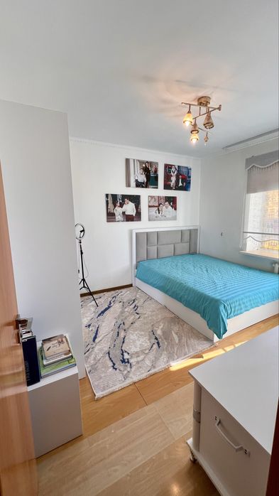 Спальный гарнитур сатылады