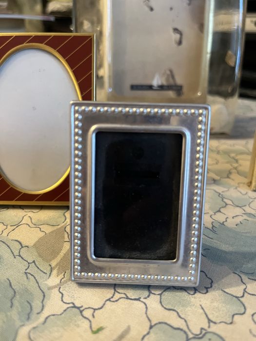 Продавам комплект от 5 рамки – 7 лв общо