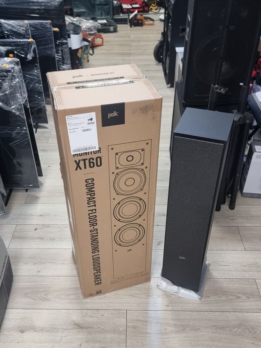 Amanet F28: Set 2 boxe Polk Audio Monitor XT60