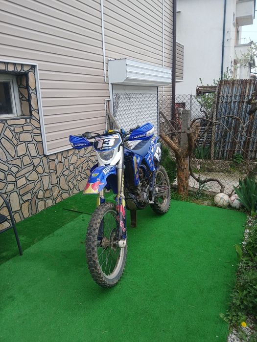 Yamaha WRF с дукоменти