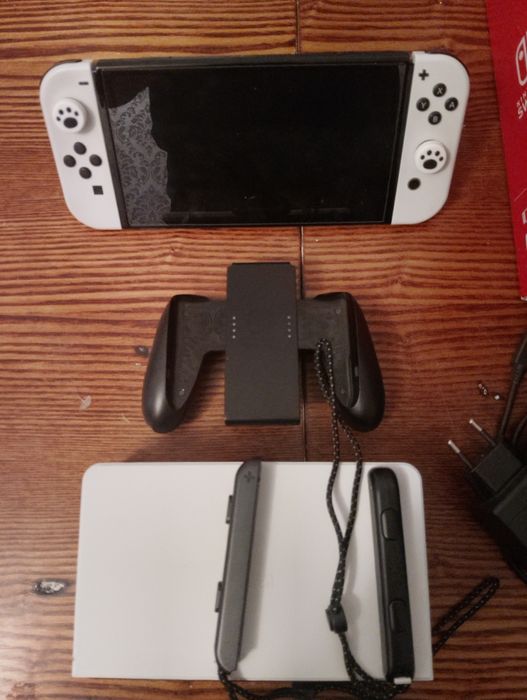Nintendo Switch OLED прошитая
