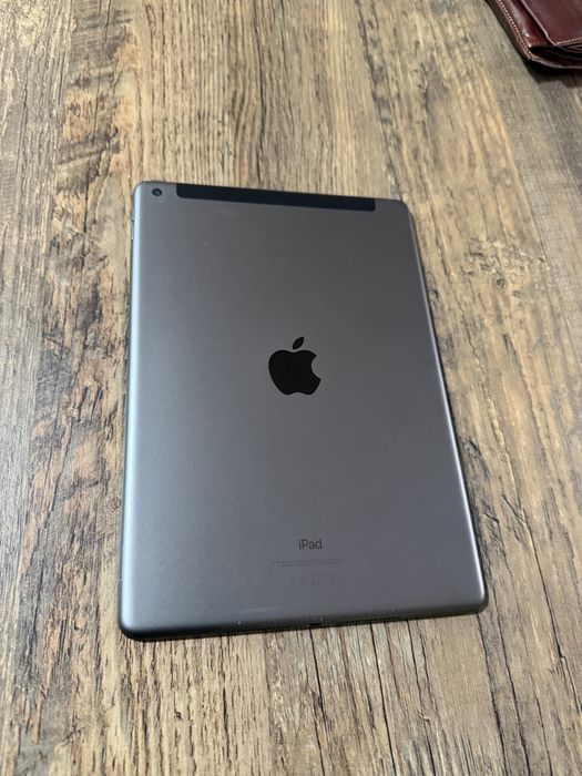 Ipad 9-th Gen. Space gray  Wi-Fi + Cellular