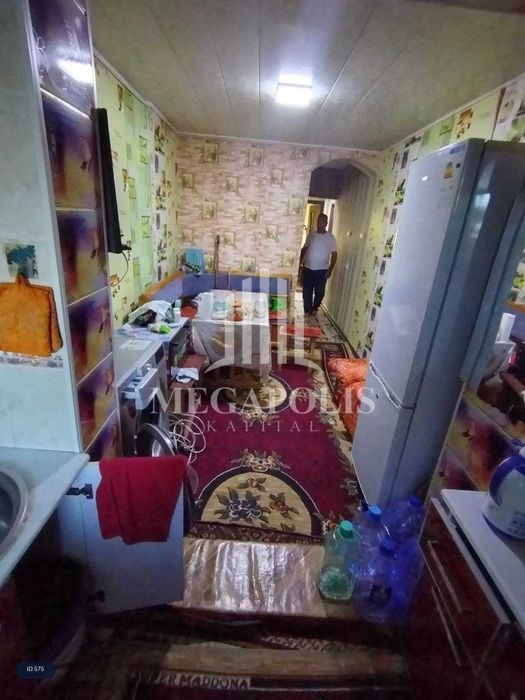Buxoro, Konechkada 3 xonali kvartira arzon narxda sotiladi.№575