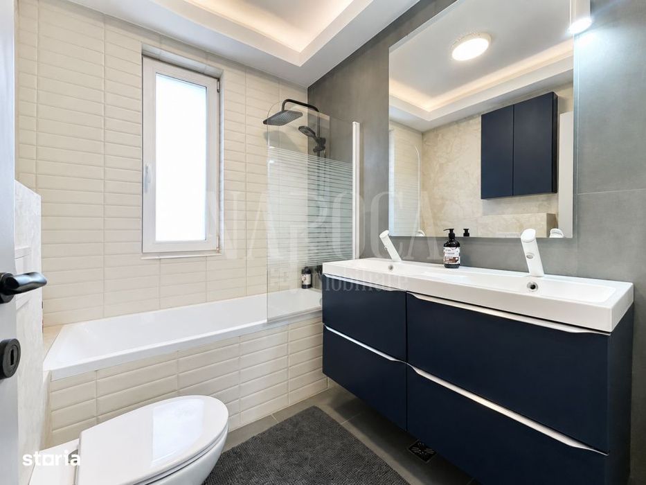 Casa 4 camere de vanzare in Floresti