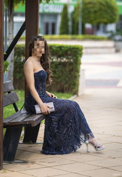 Елегантна бална рокля