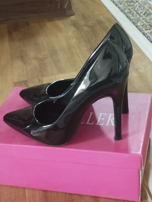 Лодочки Zara размер 35