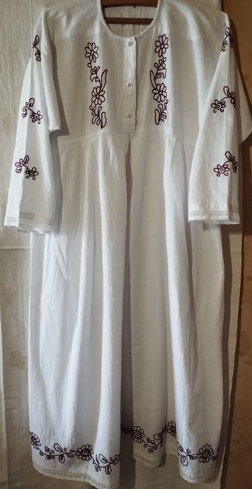 Автентични български народни ризи с бродерия