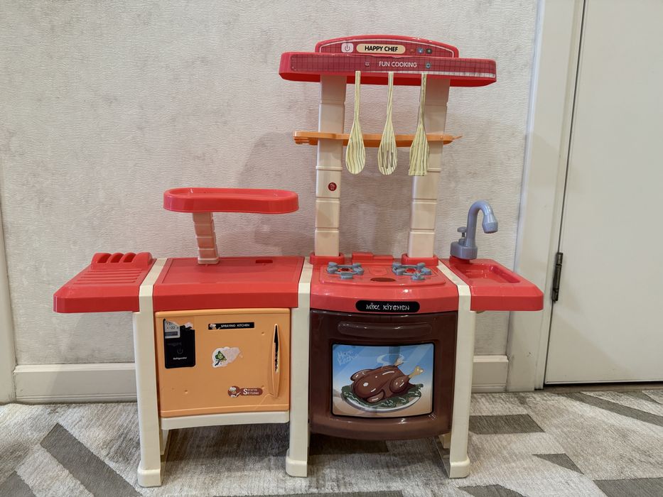 Детская кухня Happy chef с посудой