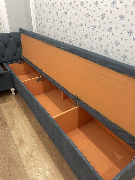 Продам кухонный уголок