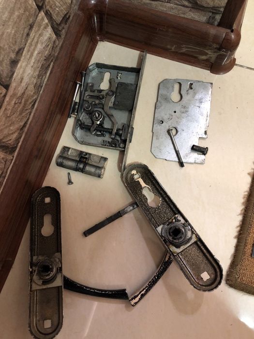 Eshik ochish remont zamok hizmati