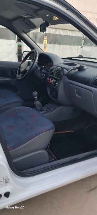 Renault Clio 1.4 Benzină
