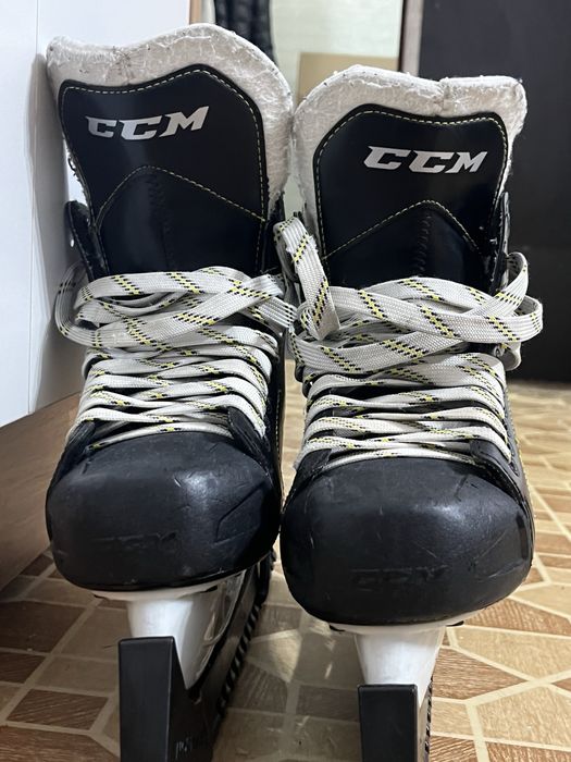ccm tacks коньки