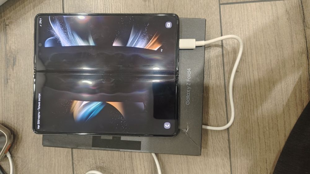Samsung Galaxy fold 6