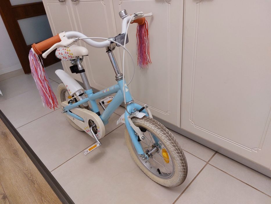 Bicicletă fetiță 4-7ani