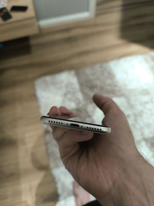 Iphone se 2022  oq