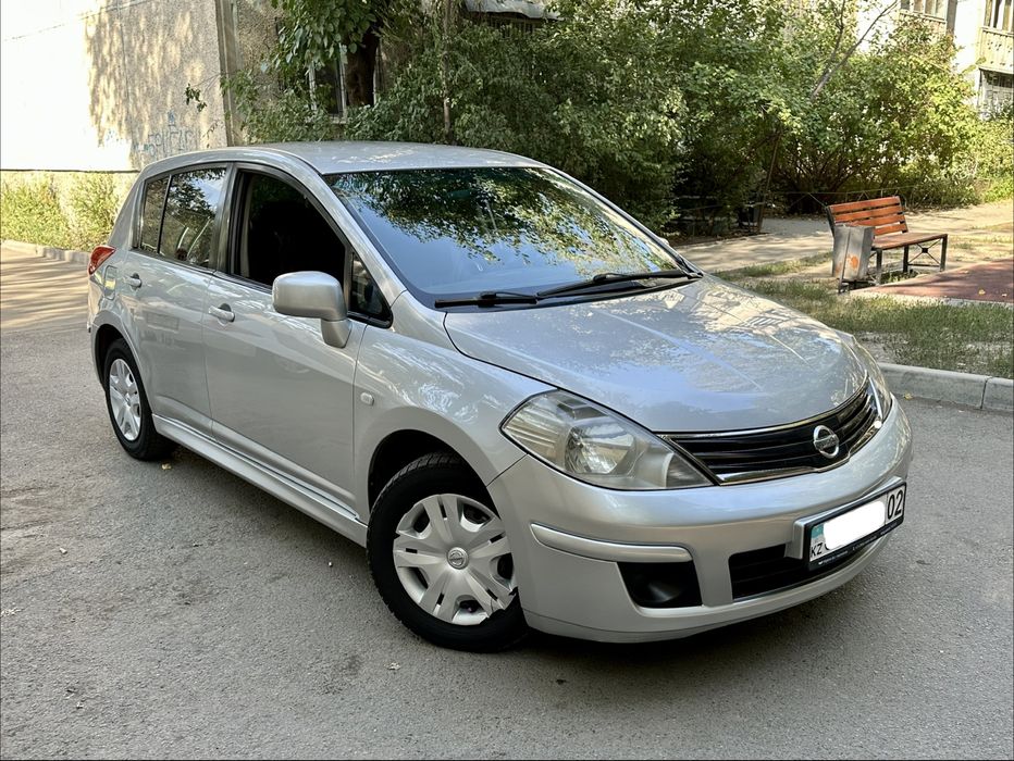 Nissan Tiida в хорошем состоянии