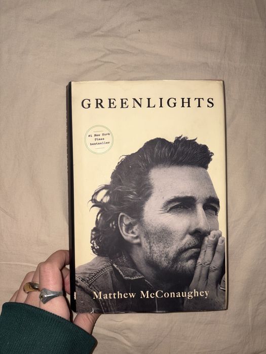 Matthew McConaughey — “Greenlights” kitobini sotaman (ingliz tilida).