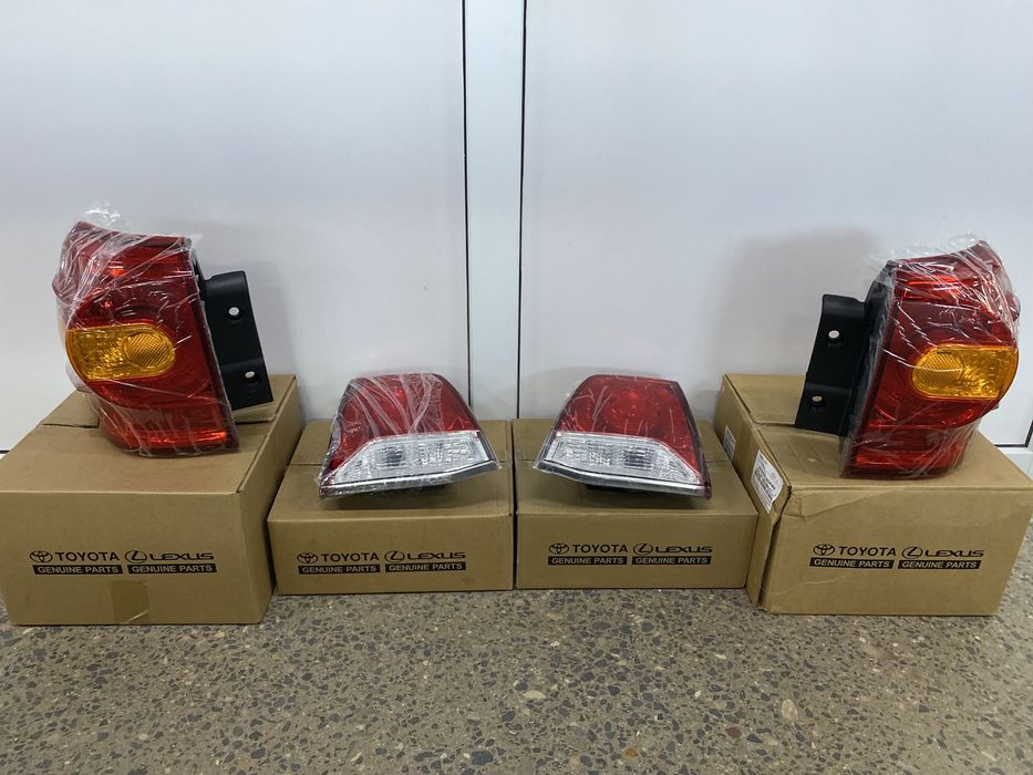 Комплект фонарь для Toyota Land Cruiser 200