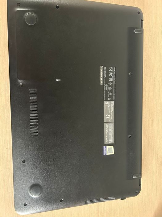 ПРОДАЮ!!! Ноутбук ASUS X540U (Core i3 / NVIDIA GeForce)