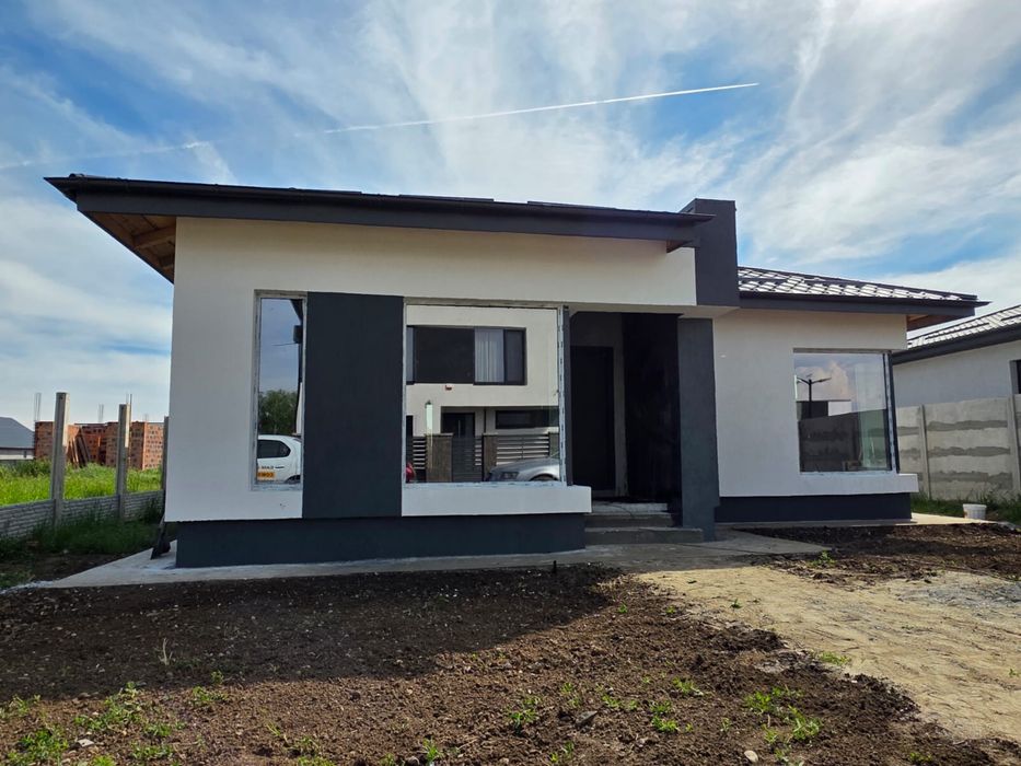 Casa de vanzare parter in comuna Berceni la pret de apartament 3 camere 375 mp teren