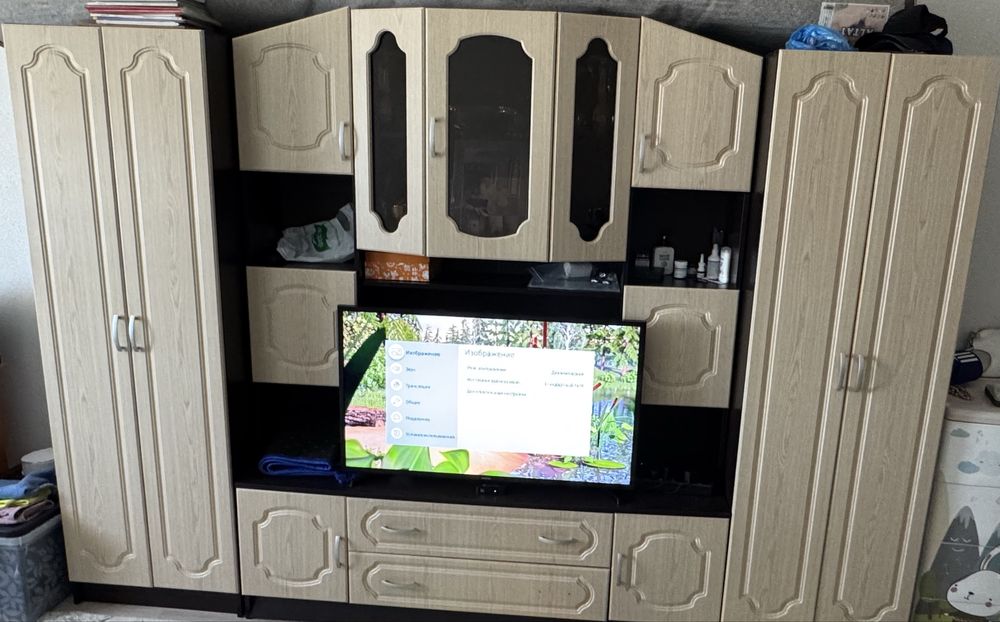 Шкаф для зала 111